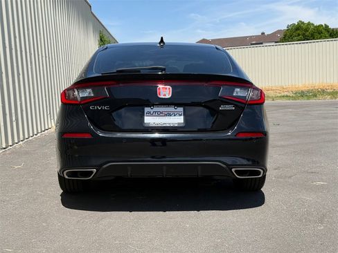 Used 2022 Honda Civic Sport Touring image 5