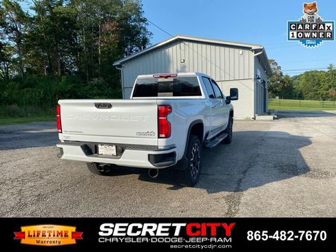 Used 2026 Chevrolet Silverado 2500 High Country w/ High Country Premium Package AWD/4WD image 5