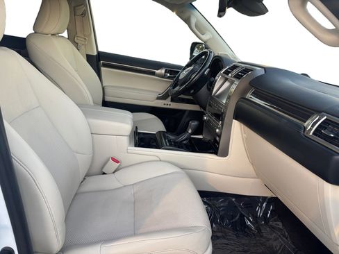 Used 2020 Lexus GX 460 Premium image 15