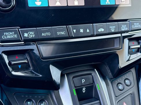 Certified 2024 Honda Odyssey Elite image 24