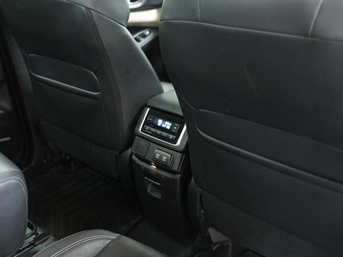 Used 2020 Subaru Ascent Limited w/ Technology Package image 15