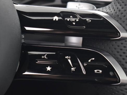 Certified 2026 Mercedes-Benz GLC 300 GLC 300 image 17