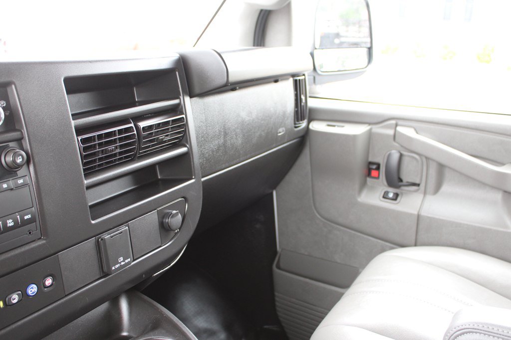 Used 2024 Chevrolet Express 2500 w/ Driver Convenience Package RWD image 40