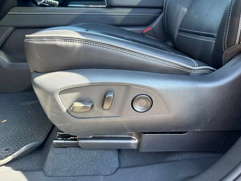 Used 2025 GMC Sierra EV Denali AWD/4WD image 21