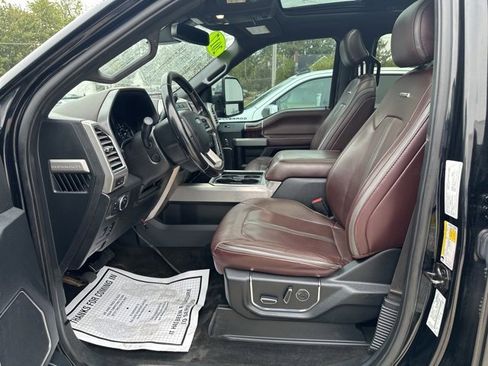 Used 2017 Ford F350 Platinum w/ Platinum Ultimate Package image 8