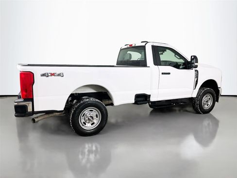 New 2026 Ford F250 XL w/ XL Chrome Package image 8