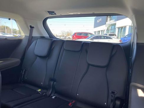 New 2026 Kia Carnival EX image 27