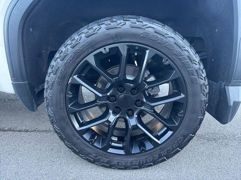 Used 2022 GMC Sierra 1500 Denali image 29