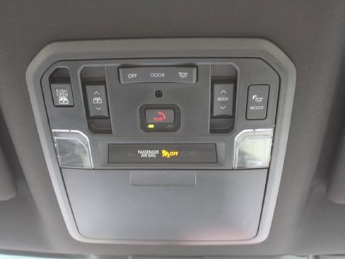 Used 2022 Toyota Tundra Capstone image 43