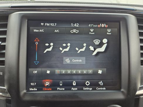 Used 2018 RAM 1500 Sport image 19