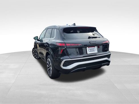 New 2026 Audi Q3 quattro 2.0T AWD/4WD image 4