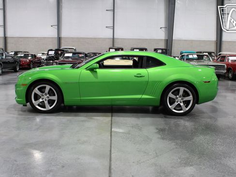 Used 2011 Chevrolet Camaro SS image 28