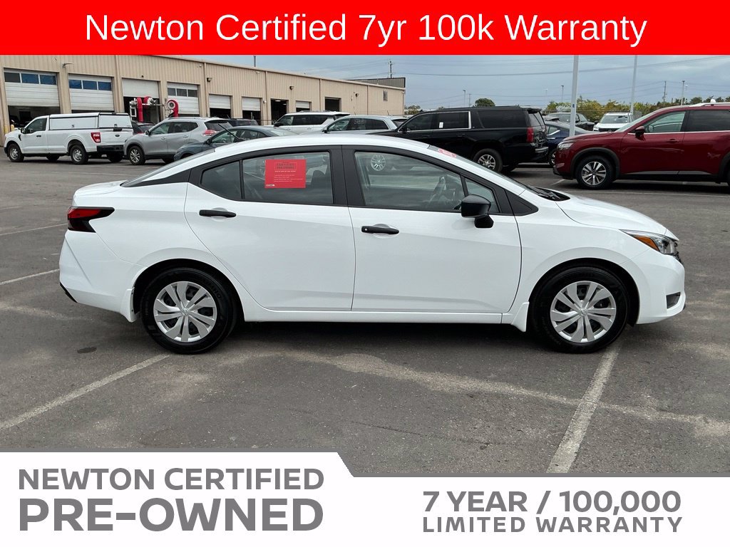 Used 2025 Nissan Versa S w/ Trunk Package FWD image 4
