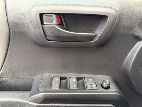 Certified 2023 Toyota Tacoma SR image 16