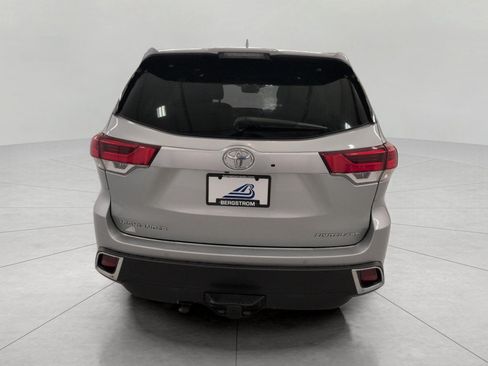 Used 2019 Toyota Highlander Limited Platinum AWD/4WD image 25