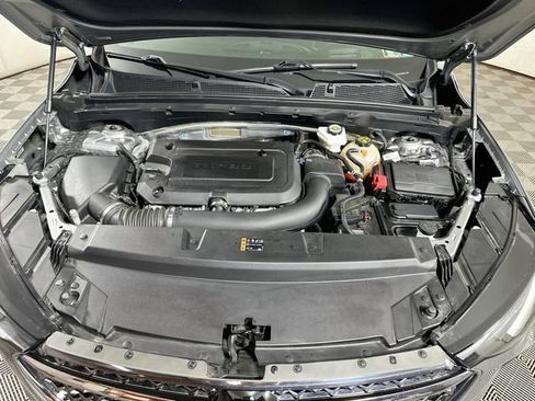 Used 2023 Buick Envision Avenir AWD/4WD image 38