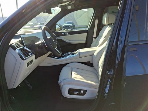 New 2026 BMW X5 xDrive40i w/ M Sport Package image 13