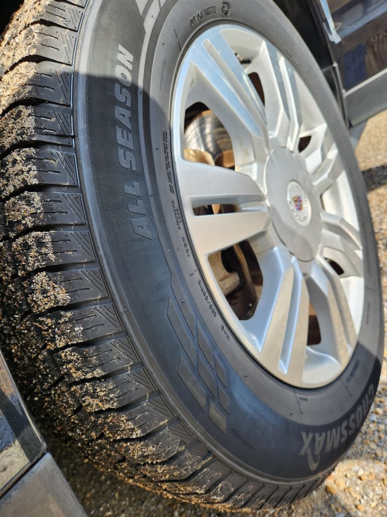 Used 2012 Cadillac SRX Luxury FWD image 7