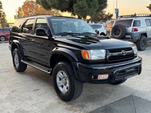 Used 2001 Toyota 4Runner SR5 image 5