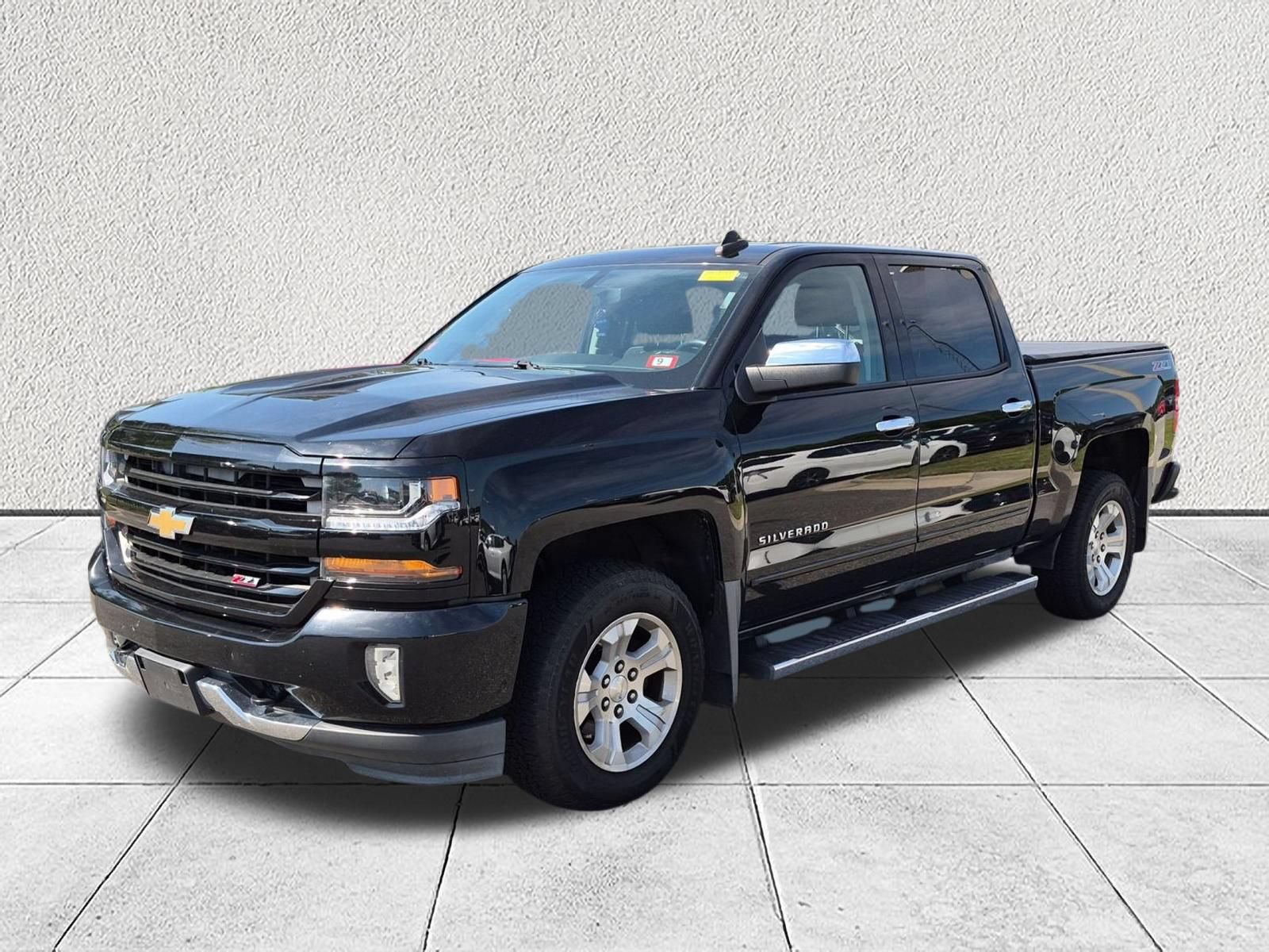 Used 2017 Chevrolet Silverado 1500 LT w/ All Star Edition AWD/4WD image 7