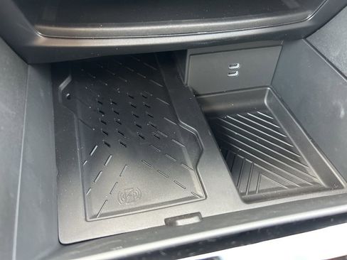 New 2026 Chrysler Pacifica Limited w/ S Appearance Package image 34