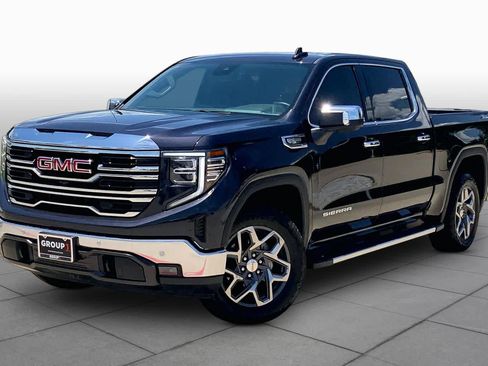 Used 2025 GMC Sierra 1500 SLT AWD/4WD image 1