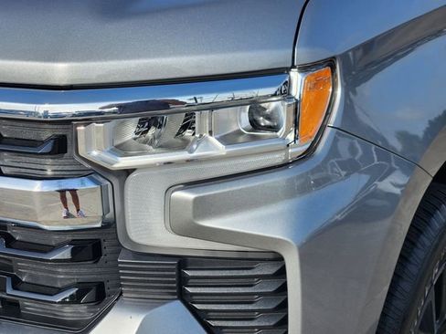 Used 2023 Chevrolet Silverado 1500 LT image 9