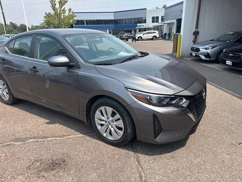 Used 2024 Nissan Sentra S FWD image 15