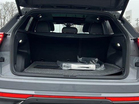 New 2026 Volkswagen Atlas Cross Sport SE image 17