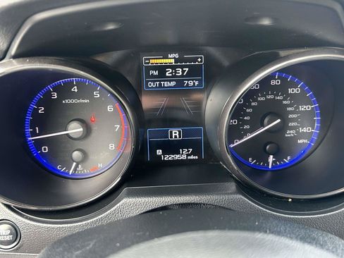Used 2019 Subaru Outback 2.5i Limited w/ Popular Package #2 AWD/4WD image 27