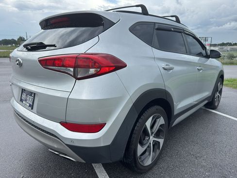 Used 2018 Hyundai Tucson Value FWD image 3