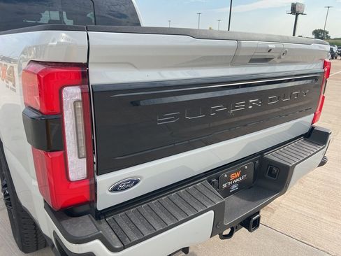 New 2026 Ford F250 Platinum AWD/4WD image 8