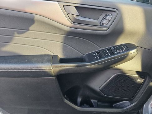 Used 2024 Ford Escape Active w/ Cold Weather Package image 9