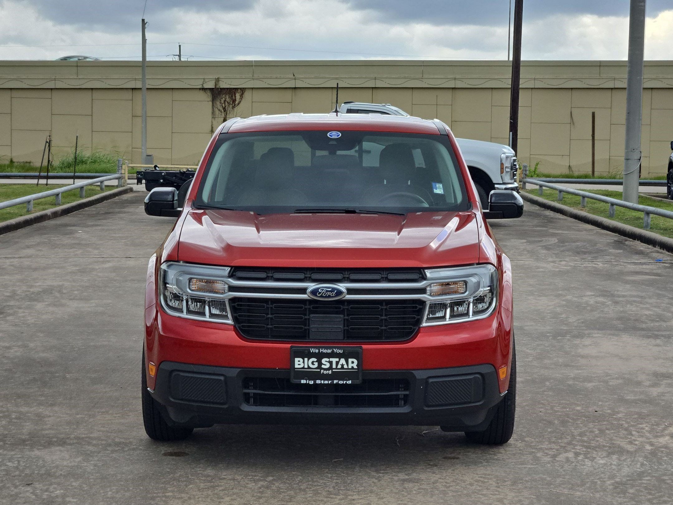 Certified 2024 Ford Maverick Lariat FWD image 11