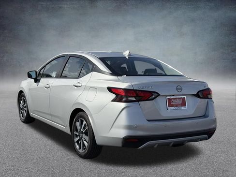 Used 2024 Nissan Versa SV FWD image 6