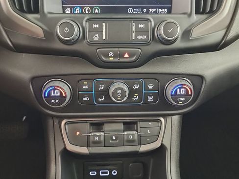 Used 2022 GMC Terrain AT4 w/ Infotainment Package II AWD/4WD image 16