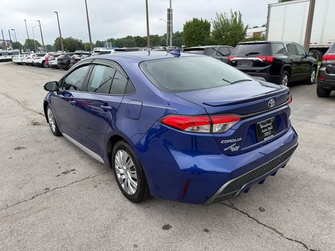 Used 2020 Toyota Corolla SE FWD image 5