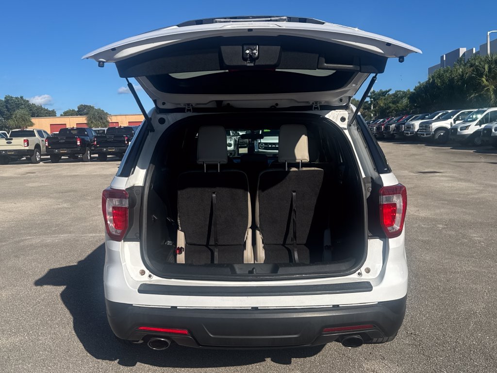 Used 2018 Ford Explorer FWD image 28