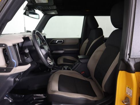 Used 2022 Ford Bronco Wildtrak image 13