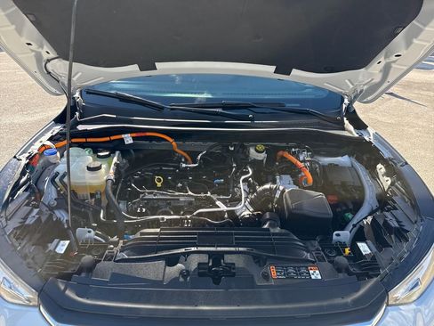 Certified 2025 Ford Escape ST-Line w/ Equipment Group 301A image 29