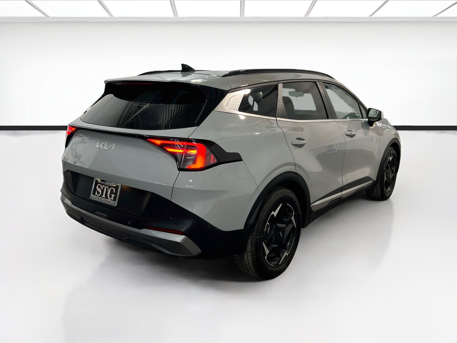 Used 2026 Kia Sportage EX w/ EX Panorama Roof Package FWD image 4