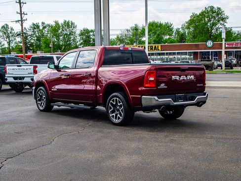 Used 2025 RAM 1500 Laramie w/ Bed Utility Group AWD/4WD image 5