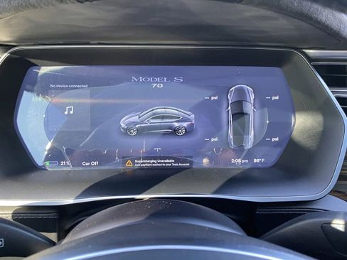 Used 2016 Tesla Model S 70 image 9