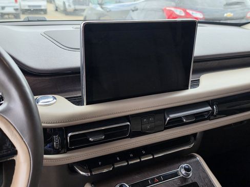 Used 2021 Lincoln Aviator Reserve w/ Equipment Group 208A image 16