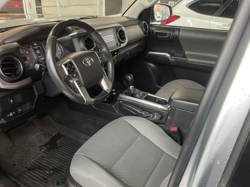 Used 2023 Toyota Tacoma SR5 w/ Technology Package image 13