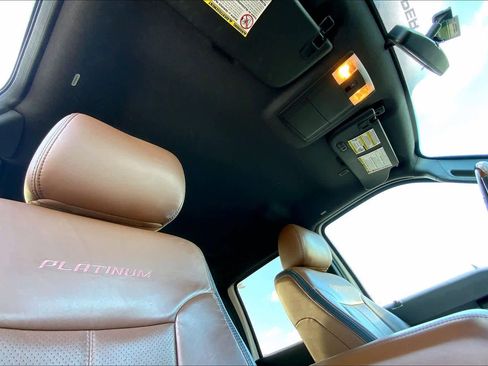 Used 2015 Ford F250 Platinum image 13
