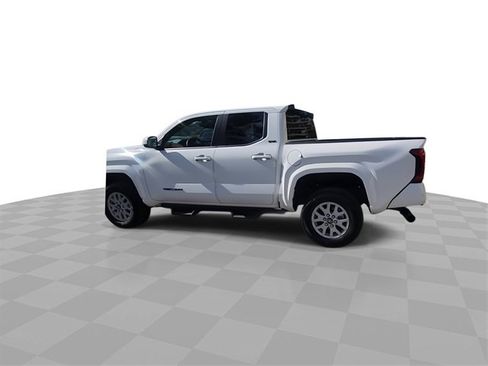 Used 2025 Toyota Tacoma SR5 image 6