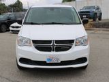 Used 2019 Dodge Grand Caravan SE image 2