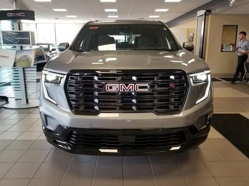 New 2026 GMC Acadia Denali Ultimate w/ LPO, Floor Liner Package image 2