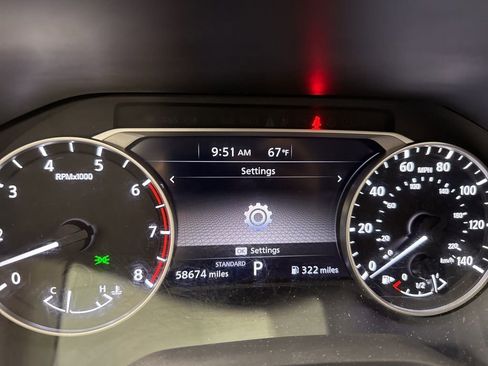 Used 2023 Nissan Rogue SV image 19